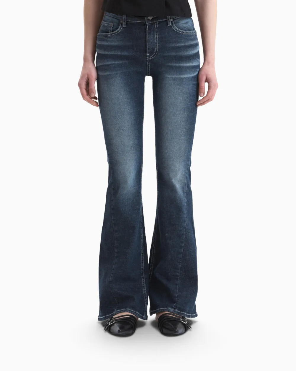 102 CAT WASHING MID-RISE JEANS